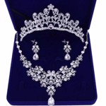 Diadem/tiara med smykkesæt - Miss Anna Cathrine 